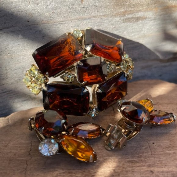 Demi Parure Jewelry Set Amber Rhinestone Brooch Pin & Clip-on Earrings - Picture 5 of 5